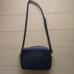 ALTROSE ブラック ショルダーバッグ