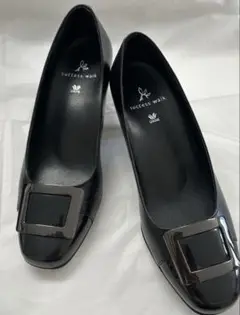 【新品】ワコールサクセスウォーク　パンプス　レザー　エナメル　バックル　ブラック