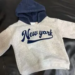 ZARA kids ニューヨークロゴフード付きトレーナー 12-18ヶ月 86