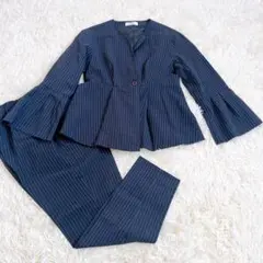 【美品】フロリア/ベルスリーブ/ノーカラー ジャケット/ペプラム/Lサイズ