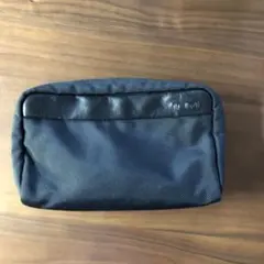 TUMI ブラックポーチ