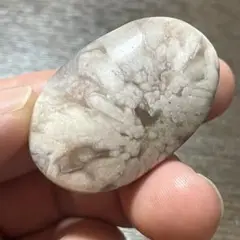 桜瑪瑙 ミニパーム 天然石 握り石