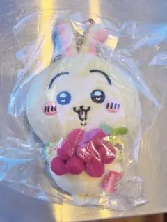山梨限定　ちいかわ　うさぎ　ぬいぐるみ　キーチェーン　ぶどう　ご当地ちいかわ
