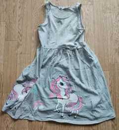 h&mユニコーンプリント ノースリーブワンピース