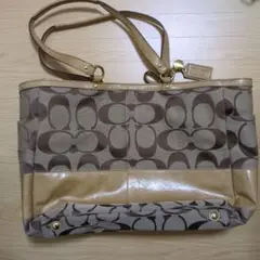 コーチ ハンドバッグ