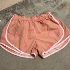 NIKE　ランニングショートパンツ　Ｌ