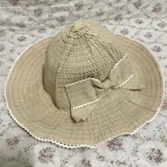ベージュ リボン付き 麦わら帽子