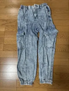 値下げしました！美品⭐︎GU ライトブルー カーゴパンツ　早い者勝ち