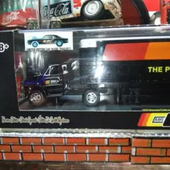 Item thumbnail for item b6ff9dc6-dd5d-47e3-8ed1-d2fc703fe7f0