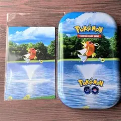 【海外限定!】コイキング ミニ缶 u0026 アートカード ポケモンGO ダメカンケース