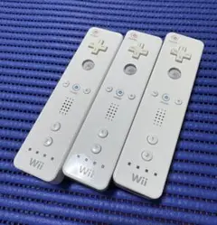 ★wiiリモコン ホワイト3本 除菌清掃済みセット★