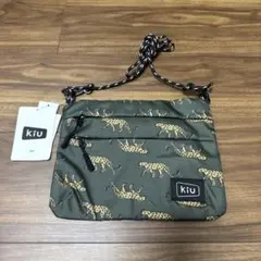 Item thumbnail for item d685220c-4b4c-4940-a861-79ccc894f5ab