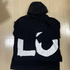Burberry 黒パーカー LOVE