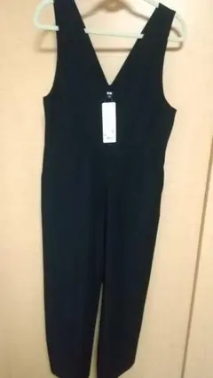 UNIQLO ブラック サロペット Mサイズ