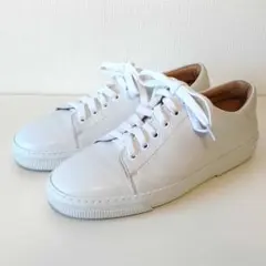 APC スニーカー 白 23cm
