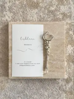 c686 clear stick イヤーカフ 各¥1400