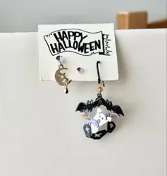 ハロウィン　樹脂ピアス　オバケ　コウモリ