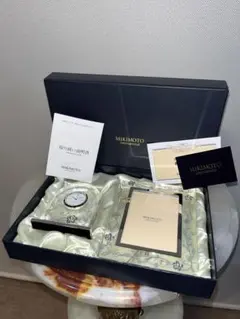 未使用MIKIMOTO 銀色お花×パール 置時計とフォトフレームのセット