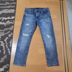 ユニクロ　ダメージ加工　デニム　ジーンズ