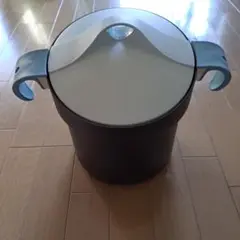 Item thumbnail for item 37c1e89b-4446-4956-abb1-eb9b12f3b4d6