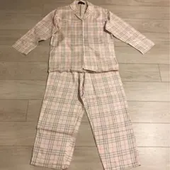 BURBERRY パジャマ　バーバリーチェック柄　ピンク