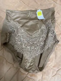 Item thumbnail for item 03559056-540d-49a8-bdd6-e348681ef1a5