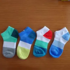 未使用★キッズ靴下 4足セット　18〜22cm