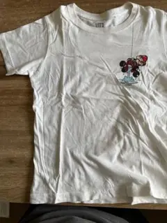 キャラクター付きホワイトTシャツ