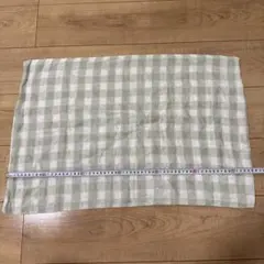 枕カバー 緑と白のチェック柄 花柄