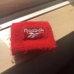 Reebok 赤リストバンド