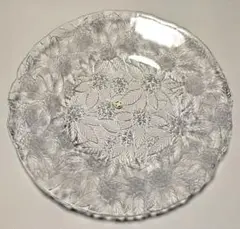 ガラス皿　花柄彫刻の透明プレート 37cm