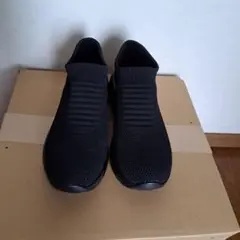 ブラック ニットスリッポンスニーカー