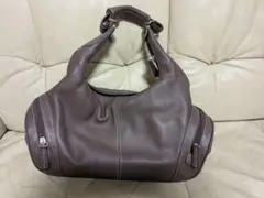ブラウンレザーショルダーバッグ