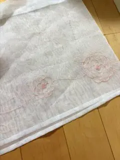 刺繍花模様 カフェカーテン約40x60cm