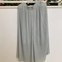 UNIQLO ガウチョパンツ M ラエメラルドグリーン