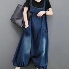 【残り2点】サロペット デザインプリント ワイドレッグ サルエル風
