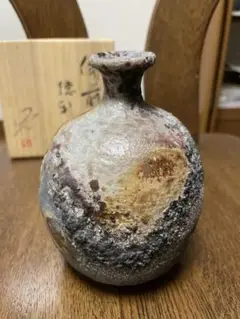 県指定重要無形文化財　金重道明　備前焼　耳付花入　共箱 　　　y16 県指定重要無形文化財 金重道明 備前焼 耳付花入 共箱 y16