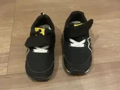 ミッキーキャラクター付きキッズシューズ