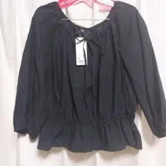 新品、未使用 【UNIQLO】ユニクロ 　エンブロイダリーブラウス 　(七分袖)