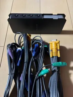 処分特価　ELECOM KVM-C4 4ポート切替器