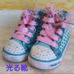 【光る靴】バッグリボン　海外直営店購入　スケッチャーズ 254