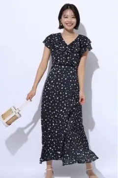 アプワイザーリッシェ　ラッフルカシュクールプリントワンピース