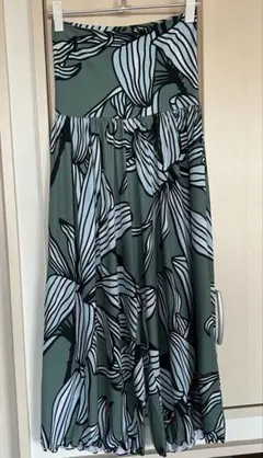 【LIM】フレアーパンツ