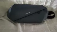 ショルダーバッグ　ボディバッグ