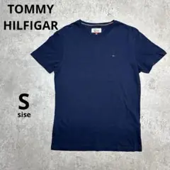 トミーヒルフィガー　Tシャツ　シンプル　Sサイズ