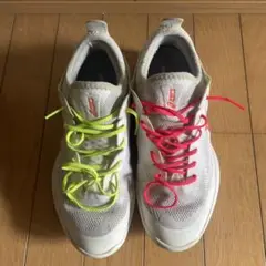 Item thumbnail for item 2a3e5651-5d5a-4c85-a798-b8a032c18ce0