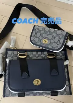 【完売品 】Coach ボディバッグ ショルダー ネイビー コーチ