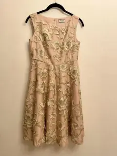 グレースコンチネンタル 刺繍 ワンピース ベージュ 花柄 フラワー 34
