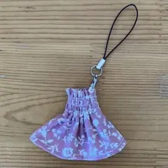 <ハンドメイド> ミニチュア パウスカートのチャーム ④ - くすみピンク