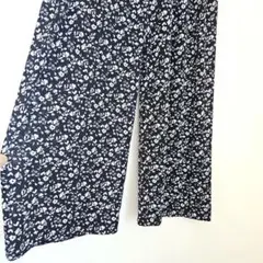 【超美品】花柄　フレア　キュロット　パンツ　L～LL　黒　白花柄